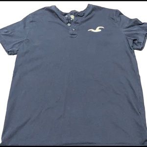 Hollister 3 button t-shirt